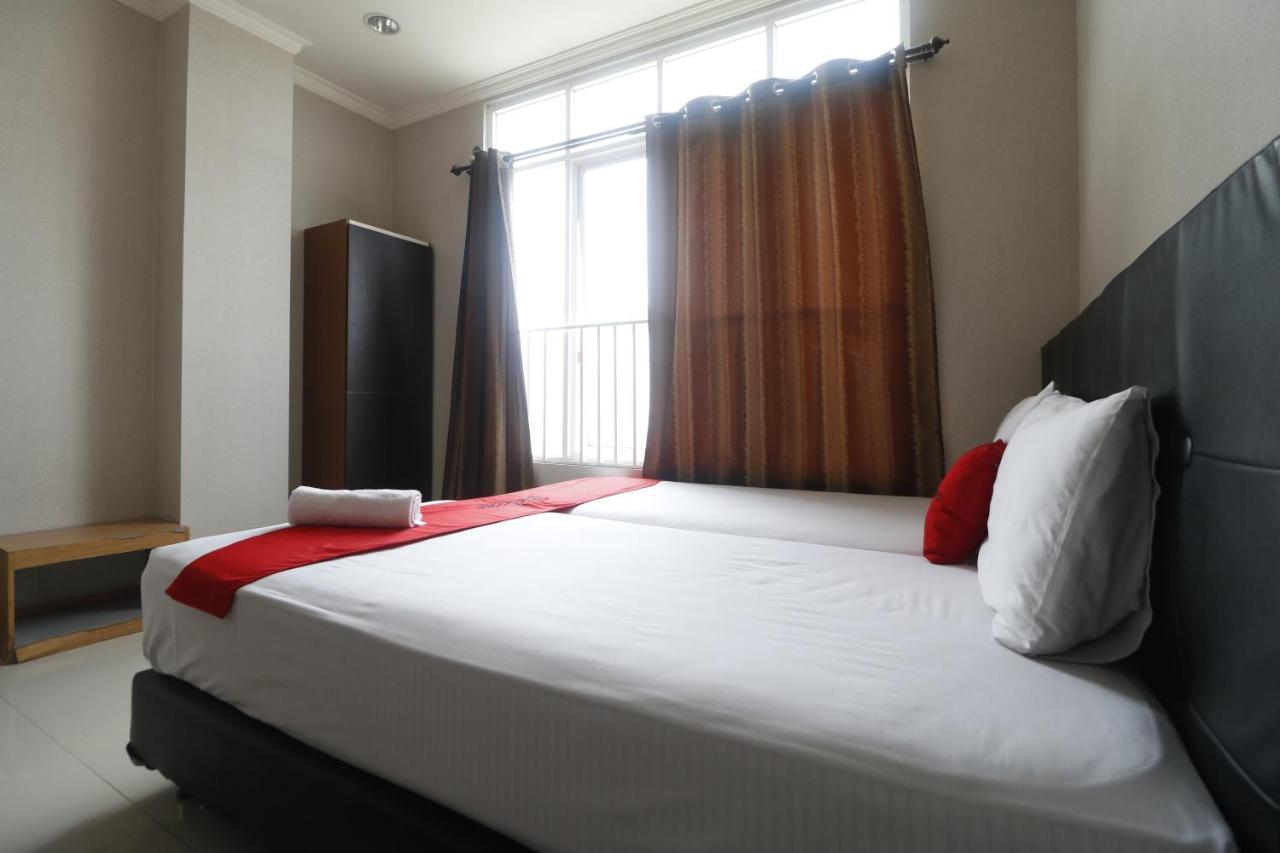 Hotel Reddoorz @ Ranotana Manado Exteriér fotografie